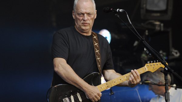 Il chitarrista inglese David Gilmour