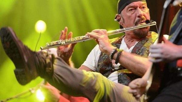 Aqualung, Jethro Tull