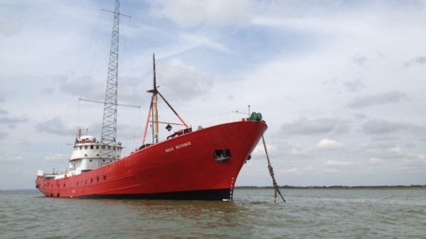 La nave dalla quale trasmette Radio Caroline
