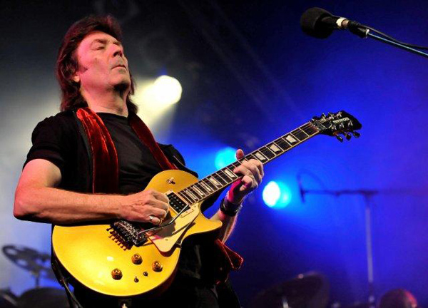 Il chitarrista ex Genesis Steve Hackett