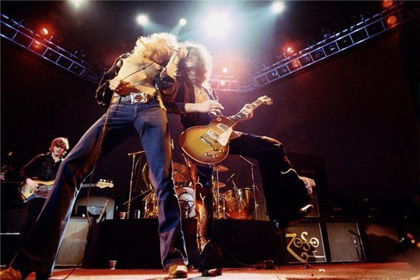 Led Zeppelin live