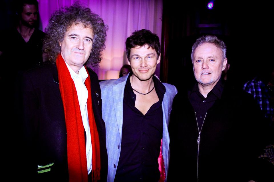 6802-Morten-con-Brian-Roger-dei-Queen_2009.jpg