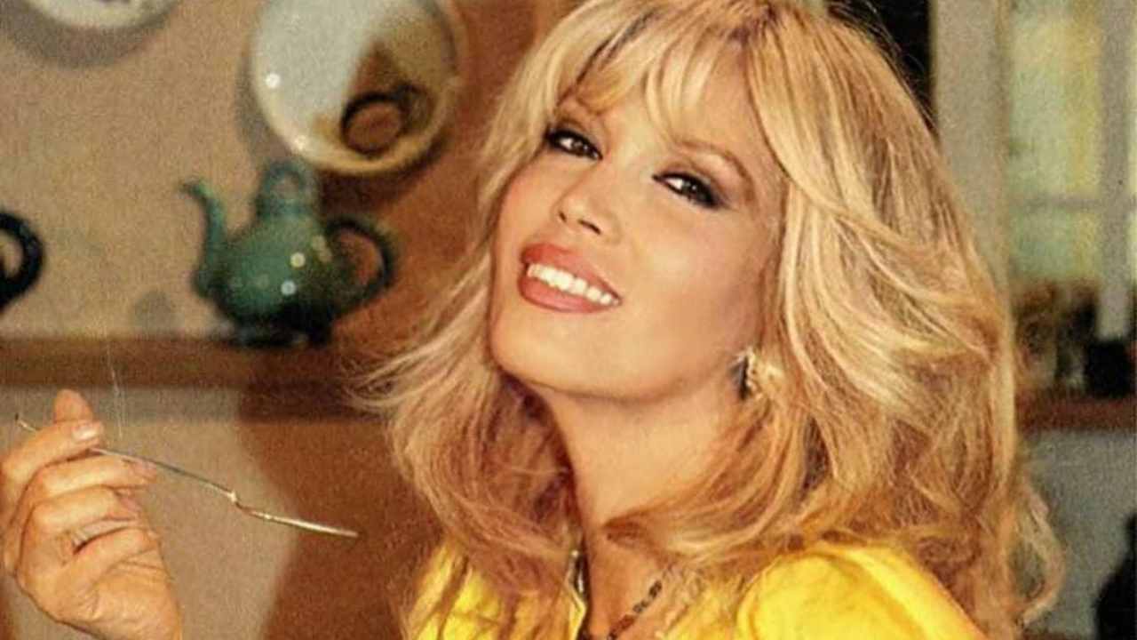 la soubrette francese Amanda Lear