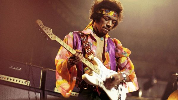 Jimi Hendrix e la sua Fender Stratocaster