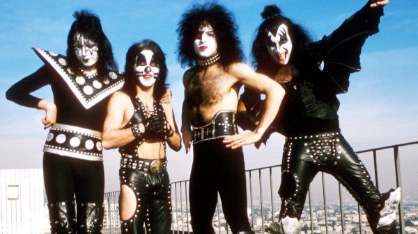 Kiss