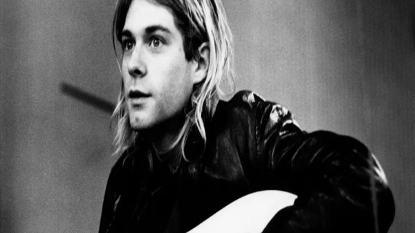 Kurt Cobain live.