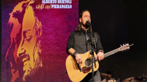 Alberto Bertoli, "Pescatore" live.