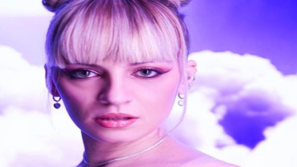 Serena De Bari nuovo videoclip.