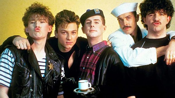 La band con i cinque componenti fondatori.