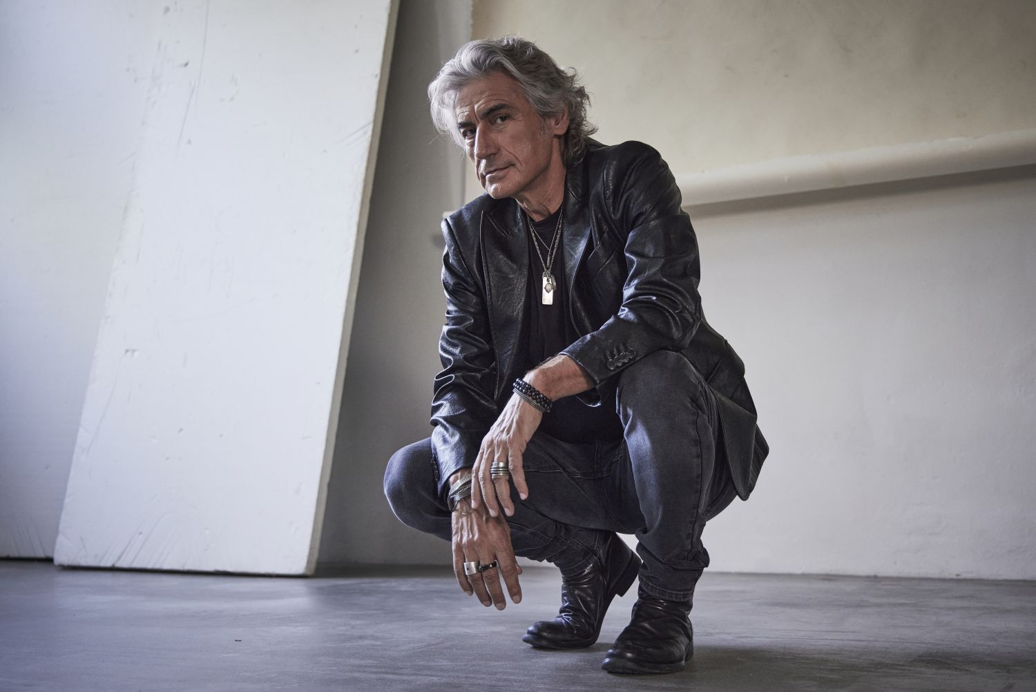 "Dedicato a noi"; Luciano Ligabue.