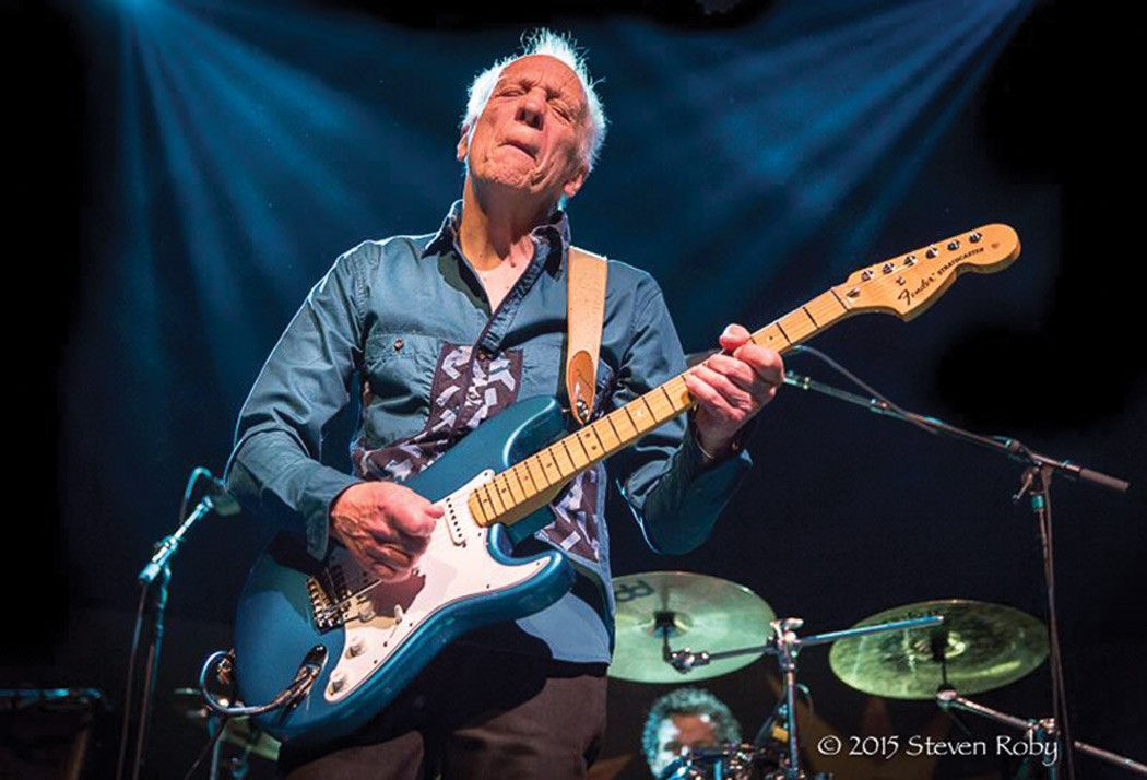 Il chitarrista dei Procol Harum Robin Trower