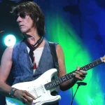 Il chitarrista inglese Jeff Beck