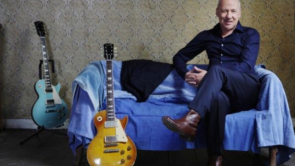 Il chitarrista Mark Knopfler