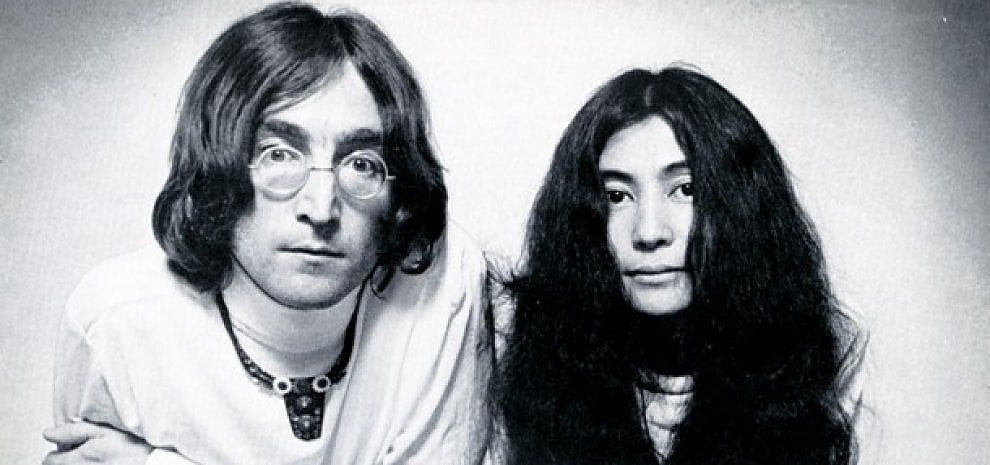 John Lennon e sua moglie Yoko Ono