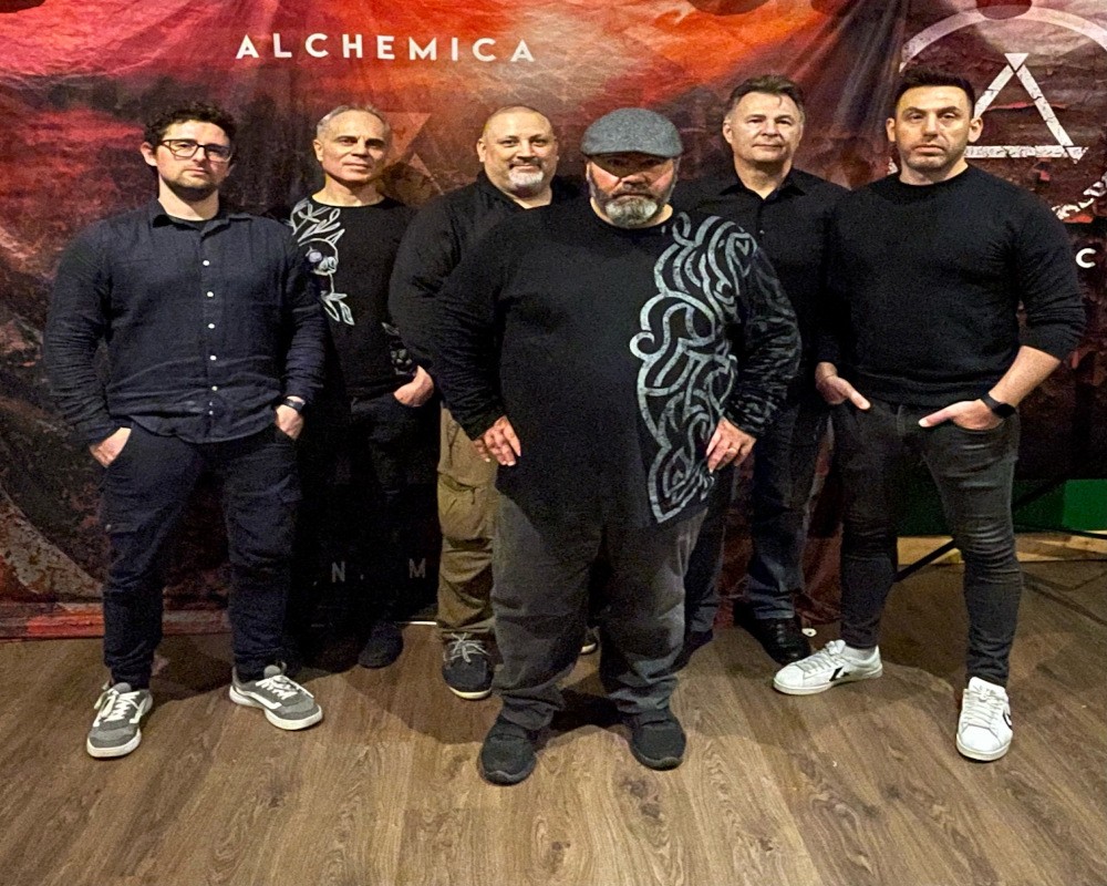 la band Alchemica per il loro nuovo singolo lividi nel cuore