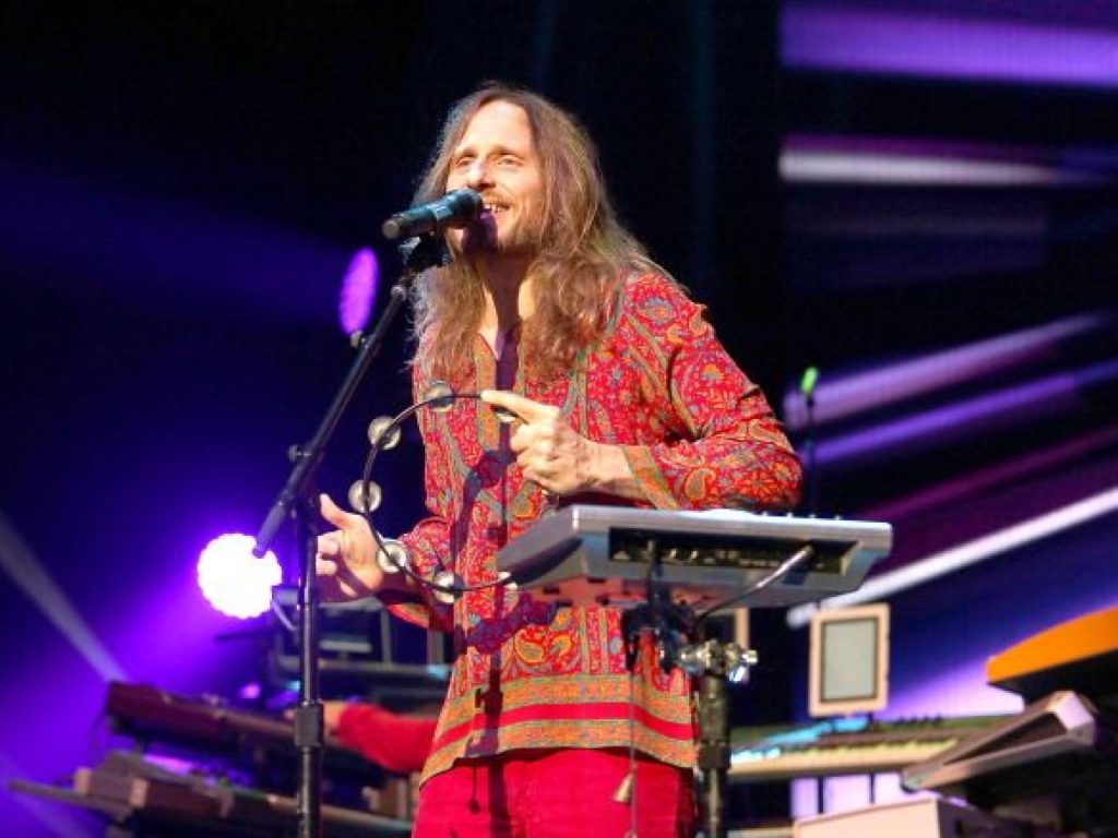 Jon Davison