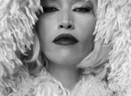 Nina Zilli riceve il Premio Lunezia Pop Soul 2026